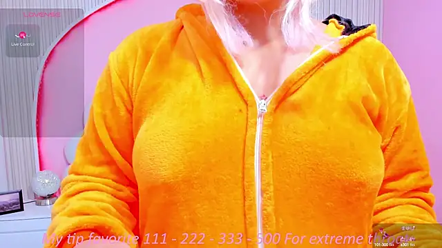 Snapshot of hinata_dolly chatting on October 2025 11:22:01 AM hinata dolly online show from October 2025 11:22:01 AM