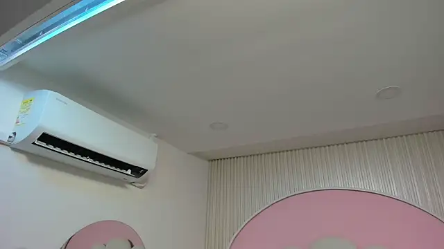 Snapshot of hinata_dolly chatting on October 2025 08:42:01 AM hinata dolly online show from October 2025 08:42:01 AM