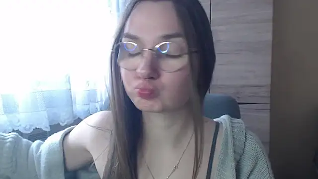 LooveELLYx online show from January 2025 10:49:02 AM