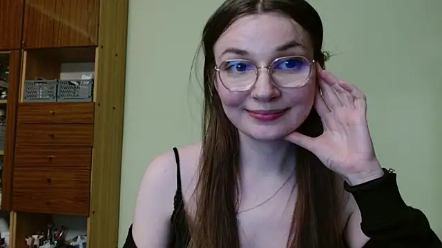 LooveELLYx online show from March 2025 05:49:02 PM