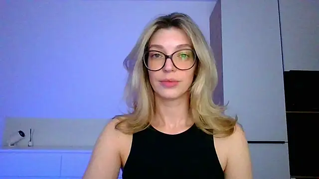 ms Adelina online show from September 2025 05:57:02 PM