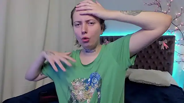 LilaVame online show from September 2025 07:38:01 PM