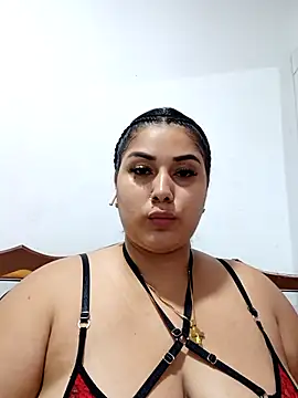 Snapshot of MilaaRooy chatting on September 2025 02:06:02 AM MilaaRooy online show from September 2025 02:06:02 AM