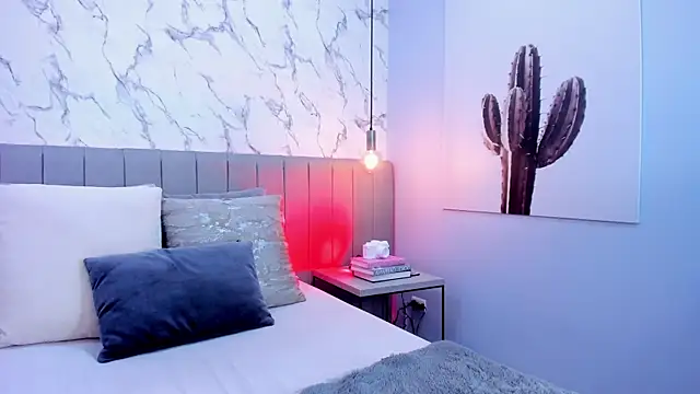 Karlla Brown online show from October 2025 03:56:02 PM