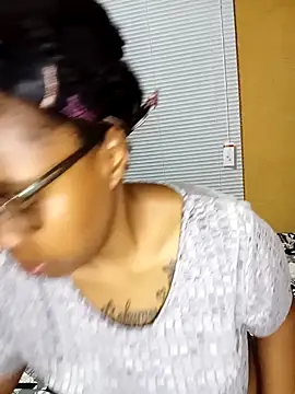 Snapshot of PreggyBunny chatting on October 2025 10:12:02 PM PreggyBunny online show from October 2025 10:12:02 PM