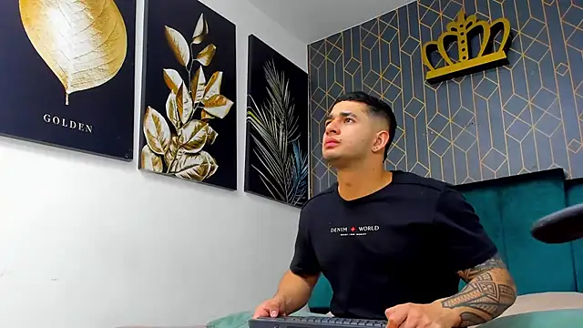 king falconer online show from October 2025 12:08:02 AM