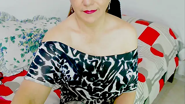 Kendraline1 online show from October 2025 07:01:02 PM