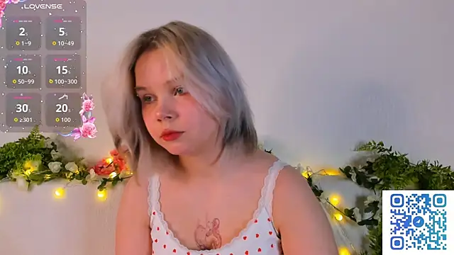 girlllsooft online show from October 2025 07:11:01 PM