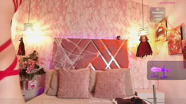 Aliice1  online show from October 2025 07:47:02 PM