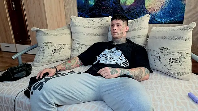 SKIRLINGOD online show from September 2025 04:33:02 AM