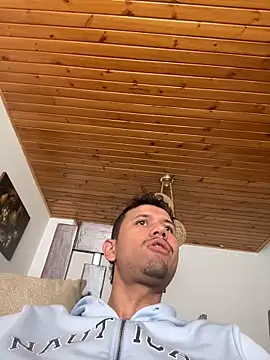 Snapshot of Michaell_Spinelly chatting on October 2025 03:58:01 PM Michaell Spinelly online show from October 2025 03:58:01 PM