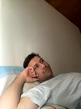 Snapshot of Michaell_Spinelly chatting on November 2025 08:09:01 PM Michaell Spinelly online show from November 2025 08:09:01 PM