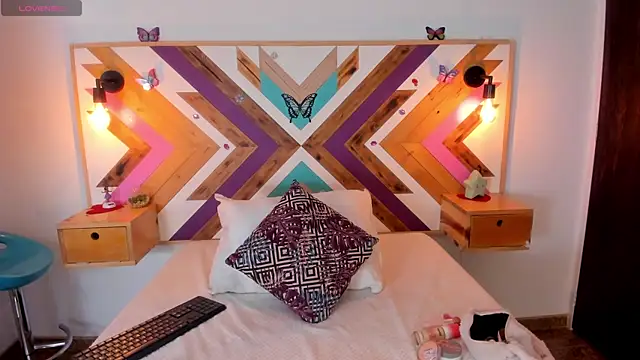 ZairaVanCleef online show from September 2025 02:21:01 PM