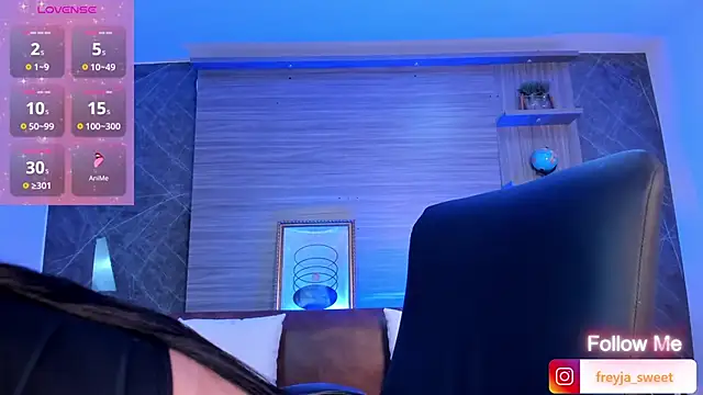 freyja sweet  online show from November 2025 10:48:01 AM