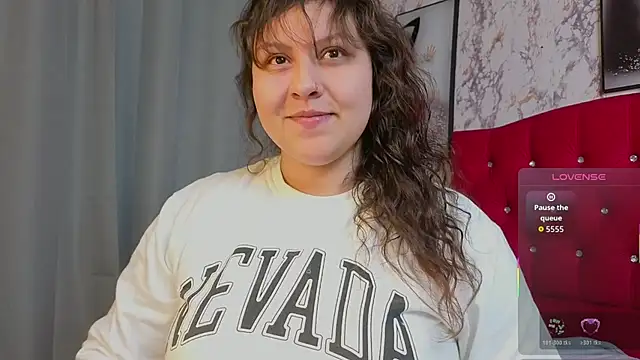 Snapshot of Larissa_Antonella chatting on November 2025 03:38:01 AM Larissa Antonella online show from November 2025 03:38:01 AM