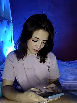 Snapshot of summi10 chatting on October 2025 10:51:02 PM summi10 online show from October 2025 10:51:02 PM