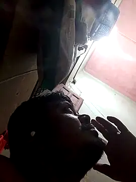 Snapshot of CatchingBouquet chatting on October 2025 02:47:01 PM CatchingBouquet online show from October 2025 02:47:01 PM