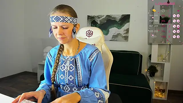 Eliza Wilsoon online show from September 2025 01:51:02 AM