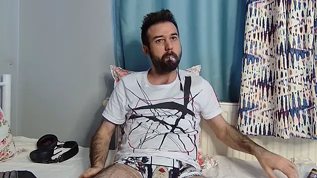 Snapshot of flydirty chatting on October 2025 10:56:01 AM flydirty online show from October 2025 10:56:01 AM