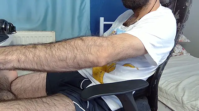 Snapshot of flydirty chatting on October 2025 10:36:01 AM flydirty online show from October 2025 10:36:01 AM