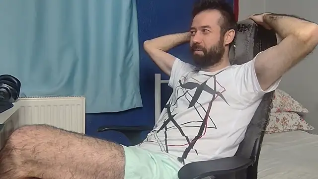 Snapshot of flydirty chatting on October 2025 06:07:02 PM flydirty online show from October 2025 06:07:02 PM