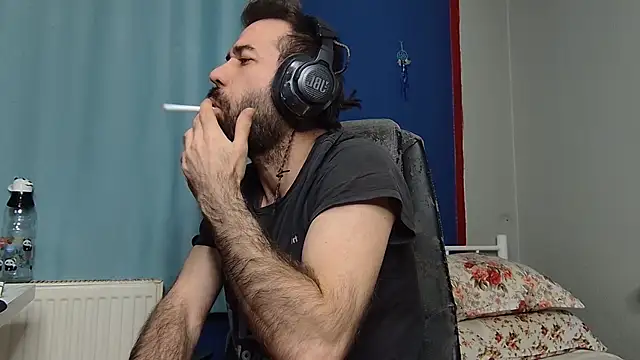 Snapshot of flydirty chatting on November 2025 07:46:01 PM flydirty online show from November 2025 07:46:01 PM