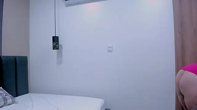 JenaCooper  online show from October 2025 02:27:02 PM