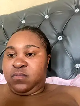 Snapshot of ChubbyAssyiyer chatting on October 2025 09:57:01 AM ChubbyAssyiyer online show from October 2025 09:57:01 AM