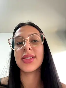 jujuarantes  2025 online show from September 2025 03:15:02 PM