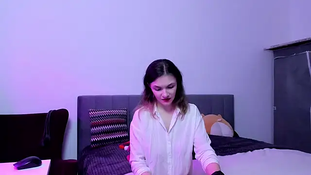 Snapshot of Katherine_Twilight chatting on November 2025 03:44:01 PM Katherine Twilight online show from November 2025 03:44:01 PM