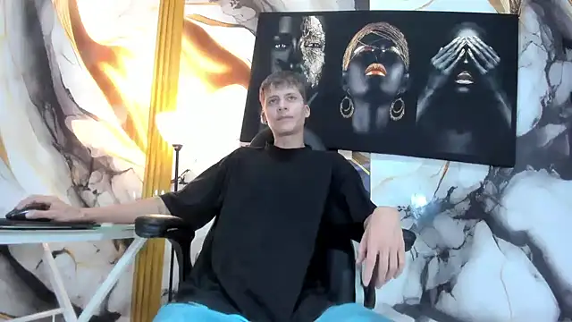 mono blonde online show from September 2025 06:52:02 PM