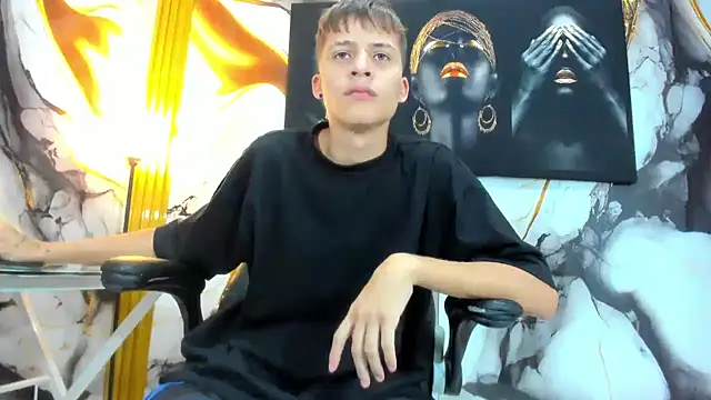 mono blonde online show from September 2025 06:40:02 PM