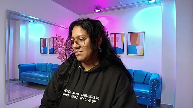 isabella gomexx online show from September 2025 03:28:02 AM