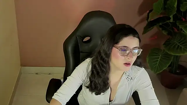 LiLLiAnderson online show from October 2025 11:39:01 AM