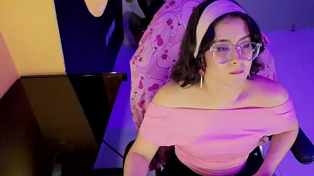 LiLLiAnderson online show from October 2025 11:53:02 AM