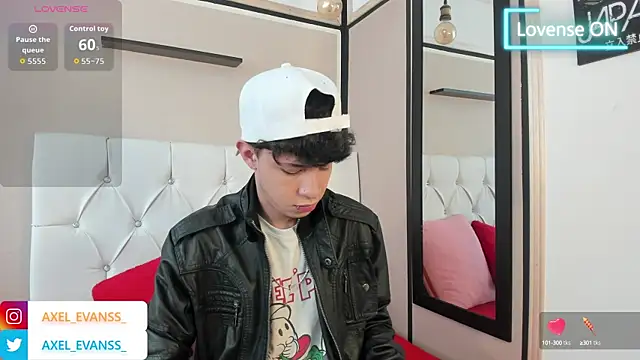 Snapshot of Axel__Evans chatting on September 2025 12:09:01 PM Axel Evans online show from September 2025 12:09:01 PM