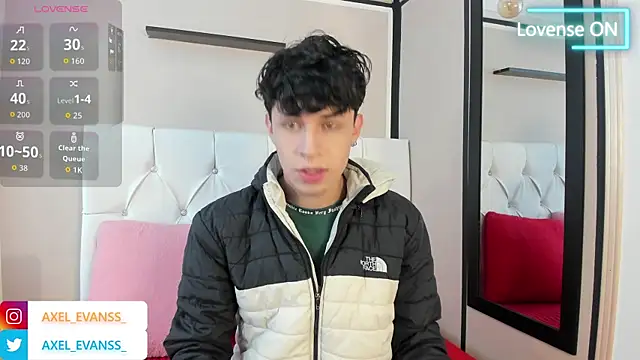 Snapshot of Axel__Evans chatting on September 2025 12:20:01 PM Axel Evans online show from September 2025 12:20:01 PM