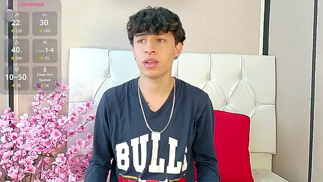 Snapshot of Axel__Evans chatting on October 2025 12:16:01 PM Axel Evans online show from October 2025 12:16:01 PM