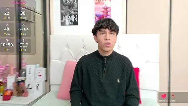 Snapshot of Axel__Evans chatting on November 2025 12:29:02 PM Axel Evans online show from November 2025 12:29:02 PM