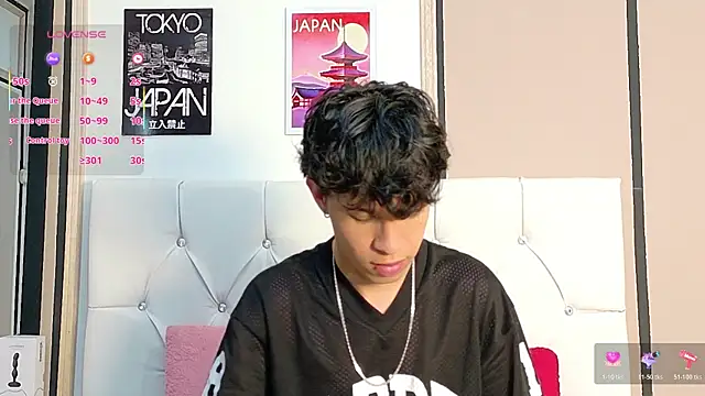 Snapshot of Axel__Evans chatting on November 2025 12:17:01 PM Axel Evans online show from November 2025 12:17:01 PM