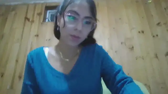 Snapshot of Roselingalvis13 chatting on November 2025 02:54:02 AM Roselingalvis13 online show from November 2025 02:54:02 AM