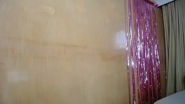 Snapshot of miss_lilieth chatting on September 2025 04:12:02 PM miss lilieth online show from September 2025 04:12:02 PM