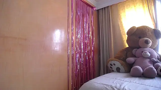 Snapshot of miss_lilieth chatting on November 2025 04:30:01 PM miss lilieth online show from November 2025 04:30:01 PM