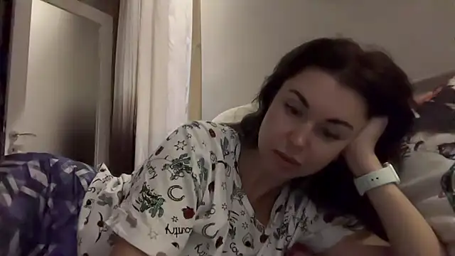 Gilin1 online show from October 2025 07:14:02 PM