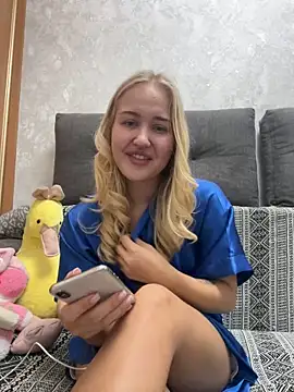 CandyVice online show from October 2025 03:30:01 PM