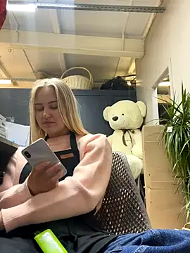 CandyVice online show from October 2025 05:43:01 PM