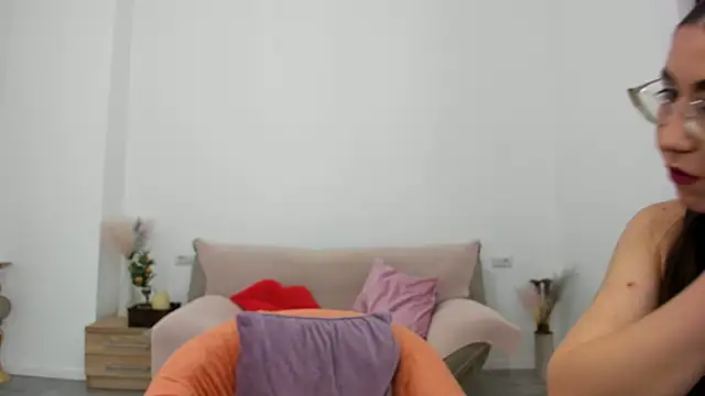 Kylie Kathy online show from September 2025 06:22:01 PM