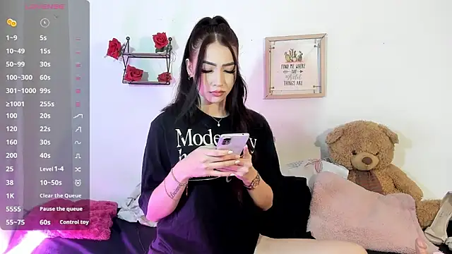 DanielaMarnt  online show from September 2025 02:52:01 PM