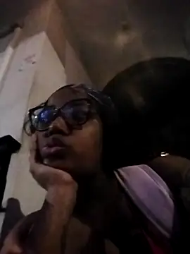 Snapshot of SheilaCoopers_ chatting on October 2025 10:33:01 AM SheilaCoopers online show from October 2025 10:33:01 AM