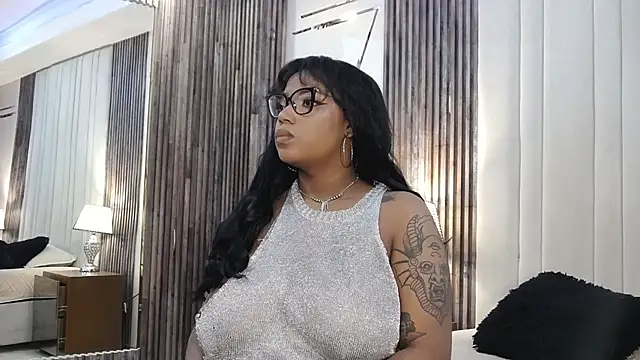 Snapshot of SheilaCoopers_ chatting on October 2025 11:22:02 AM SheilaCoopers online show from October 2025 11:22:02 AM